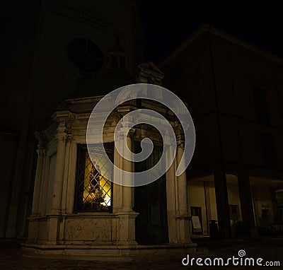 Tempietto di Santâ€™Antonio at night in Rimini, Italy Stock Photo
